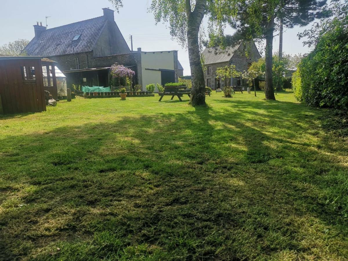 La Loctais Villa Les Portes du Coglais Kültér fotó